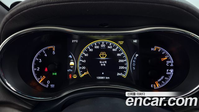 Jeep Cherokee 2015 — photo 8