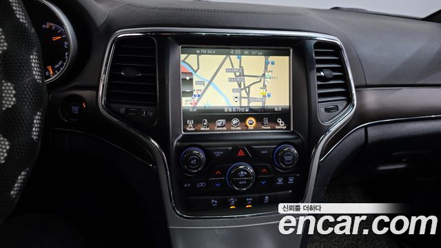 Jeep Cherokee 2015 — photo 12
