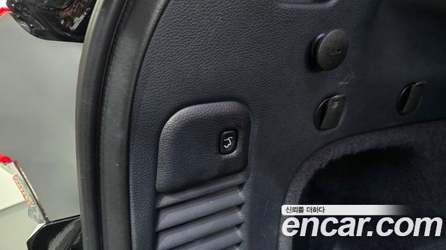 Jeep Cherokee 2015 — photo 18