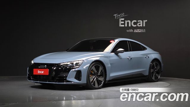 Audi e-tron GT 2022 — photo 1
