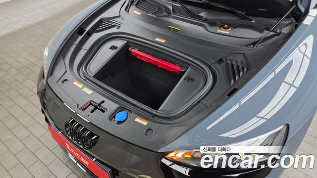 Audi e-tron GT 2022 — photo 6