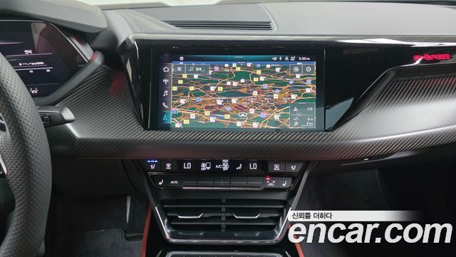 Audi e-tron GT 2022 — photo 19