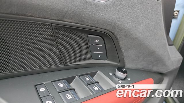 Audi e-tron GT 2022 — photo 28
