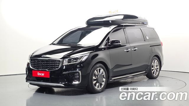 Kia Canival 2020 — photo 1