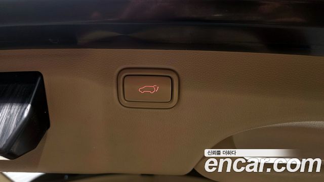 Kia Canival 2020 — photo 30