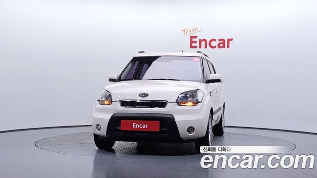 Kia Soul 2010 — photo 3