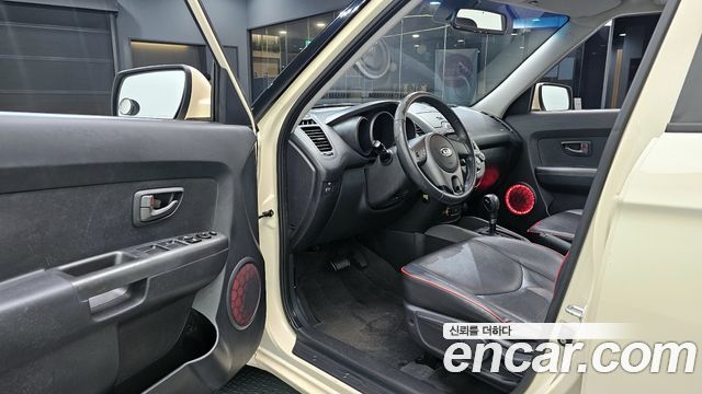 Kia Soul 2010 — photo 10
