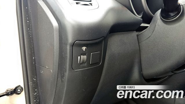 Kia Soul 2010 — photo 16