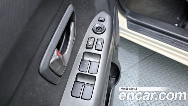 Kia Soul 2010 — photo 17