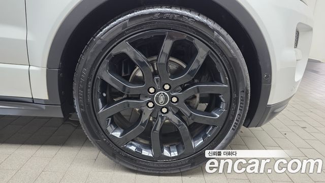 Land Rover Range Rover Evoque 2013 — photo 7