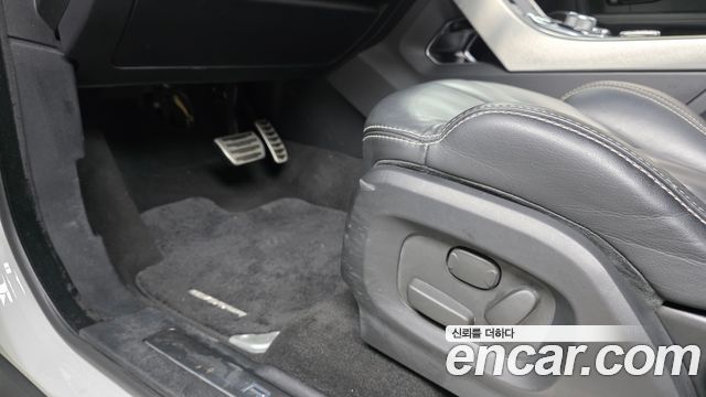 Land Rover Range Rover Evoque 2013 — photo 28