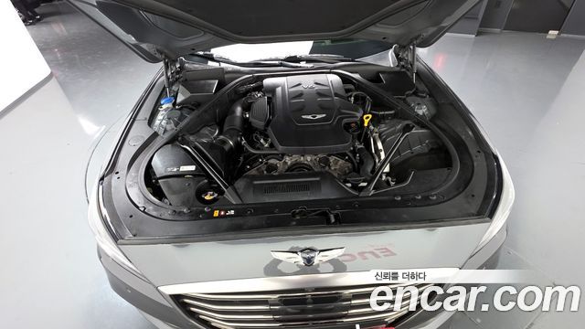 Genesis G80 2017 — photo 6
