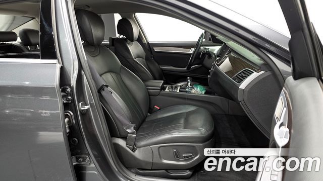 Genesis G80 2017 — photo 11