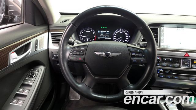 Genesis G80 2017 — photo 13