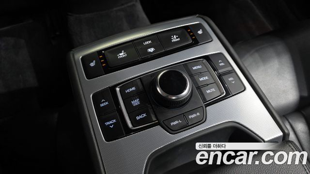 Genesis G80 2017 — photo 18