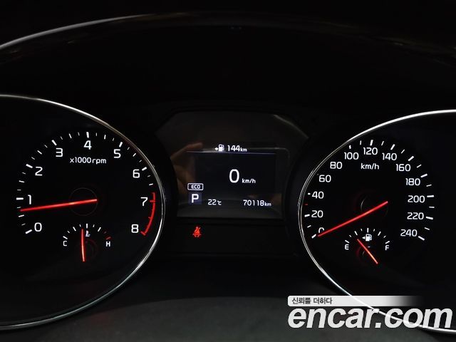 Kia Canival 2020 — photo 8