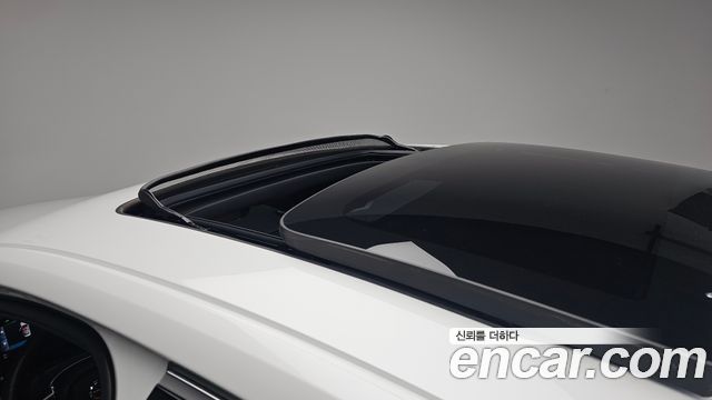 Volvo S60 2023 — photo 23