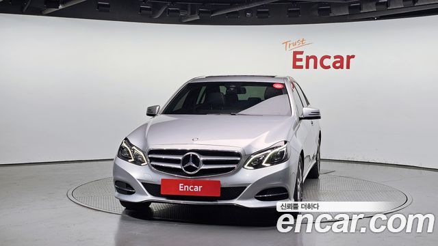 Mercedes-Benz E-Class 2016 — photo 3