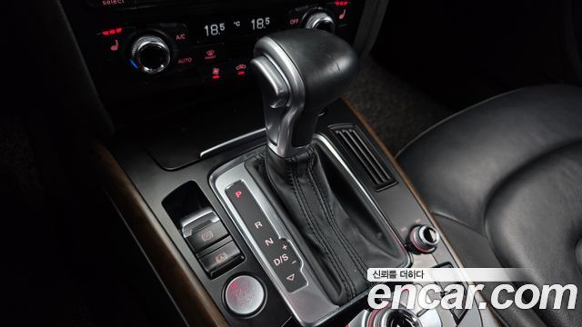 Audi A4 2016 — photo 9