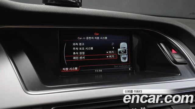 Audi A4 2016 — photo 17