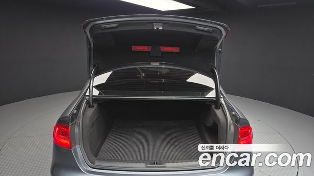 Audi A4 2016 — photo 20