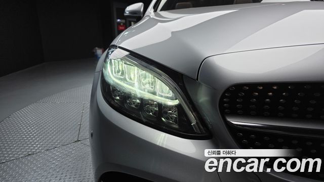 Mercedes-Benz C-Class 2019 — photo 8