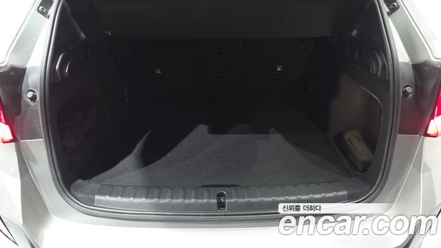 BMW iX1 2023 — photo 24