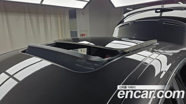 Maserati Levante 2017 — photo 19