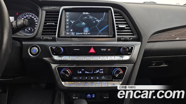 Hyundai Sonata 2018 — photo 20