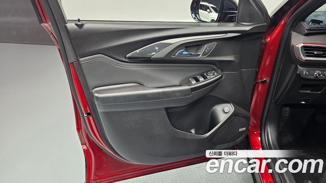 ChevroletGMDaewoo Trailblazer 2022 — photo 14