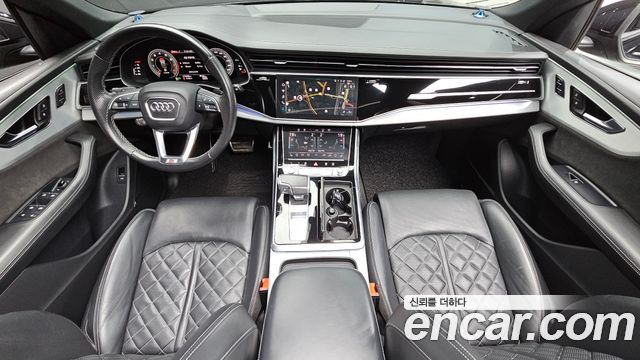 Audi Q8 2021 — photo 7