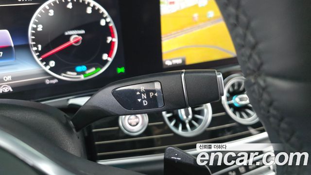 Mercedes-Benz CLS-Class 2019 — photo 12