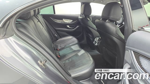 Mercedes-Benz CLS-Class 2019 — photo 26