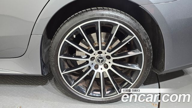 Mercedes-Benz CLS-Class 2019 — photo 7