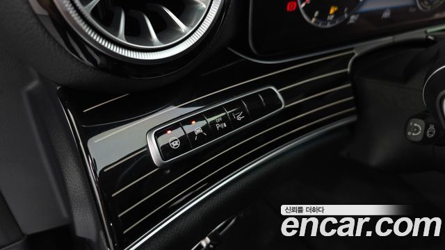 Mercedes-Benz CLS-Class 2019 — photo 29