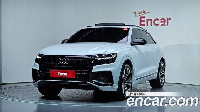 Audi Q8 2023 — photo 1