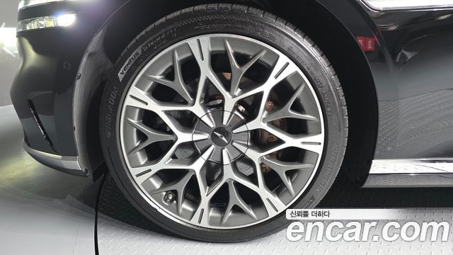 Genesis G90 2023 — photo 5