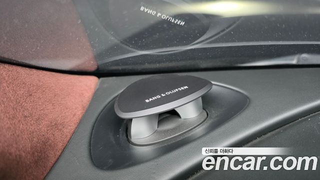 Genesis G90 2023 — photo 17
