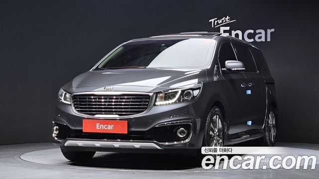 Kia Canival 2018 — photo 1