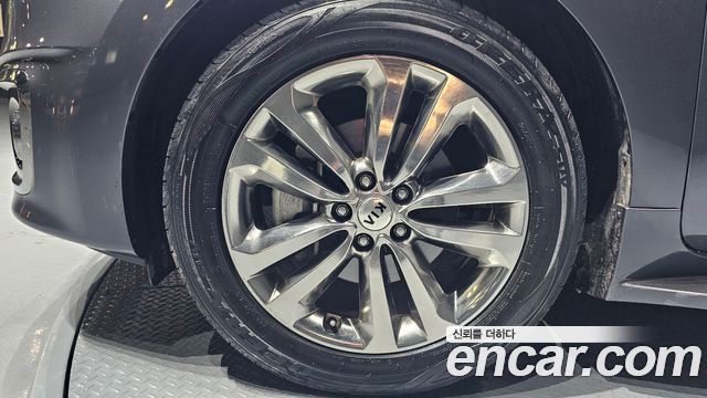 Kia Canival 2018 — photo 5