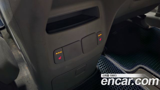 Kia Canival 2018 — photo 17