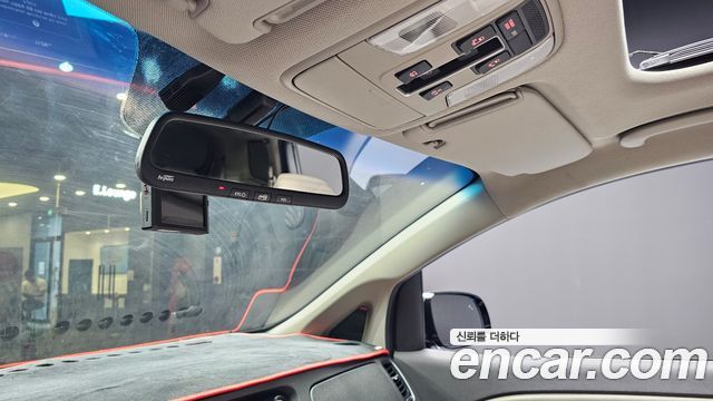 Kia Canival 2018 — photo 18
