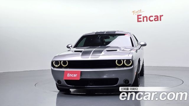 Dodge Challenger 2017 — photo 3