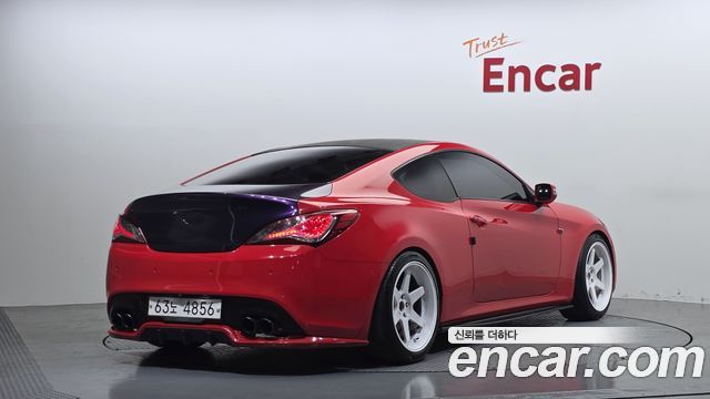 Hyundai Genesis 2009 — photo 2