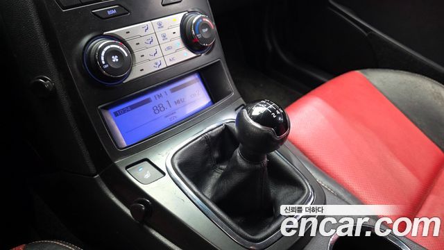 Hyundai Genesis 2009 — photo 9