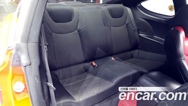 Hyundai Genesis 2009 — photo 11