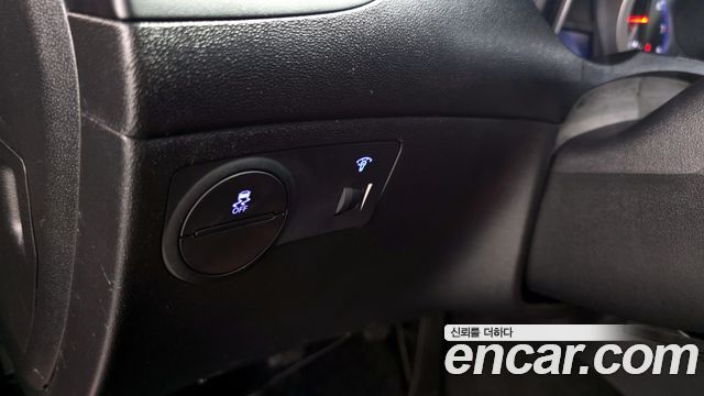 Hyundai Genesis 2009 — photo 20