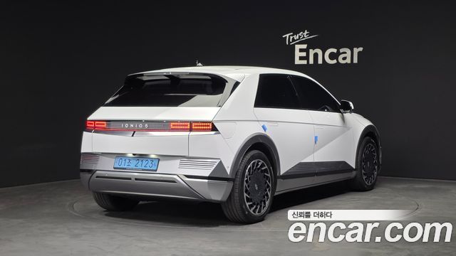 Hyundai Ioniq5 2022 — photo 2