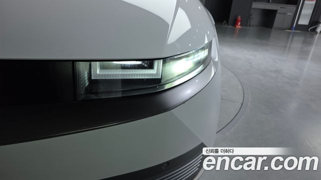 Hyundai Ioniq5 2022 — photo 8