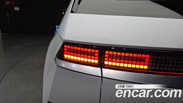 Hyundai Ioniq5 2022 — photo 9